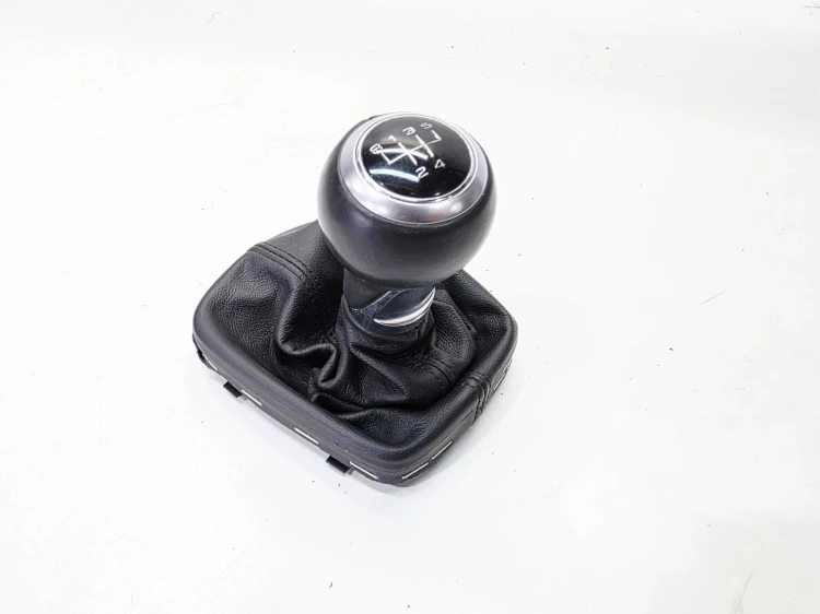 MIESZEK GAŁKA ZMIANY BIEGÓW AUDI A3 8P A1 8X 8P0863279A 5/25 5 BIEGÓW