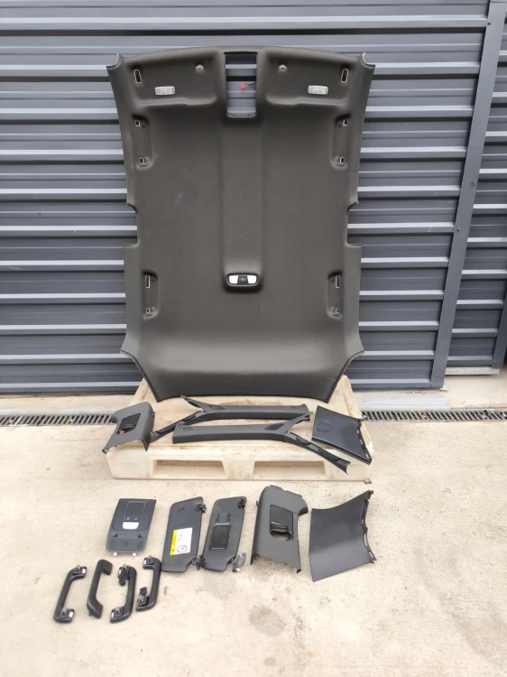 PODSUFITKA KOMPLETNA AUDI A3 8V 3D 8V3867505B SP8 S LINE ORYGINAŁ !!!