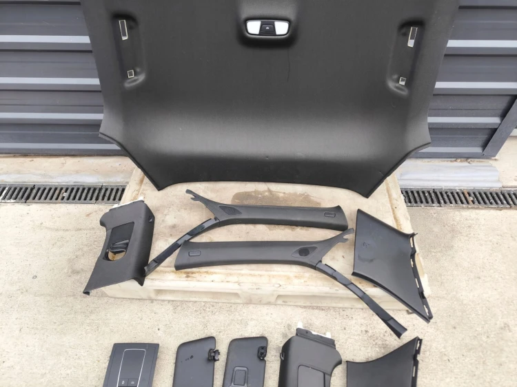 PODSUFITKA KOMPLETNA AUDI A3 8V 3D 8V3867505B SP8 S LINE ORYGINAŁ !!!