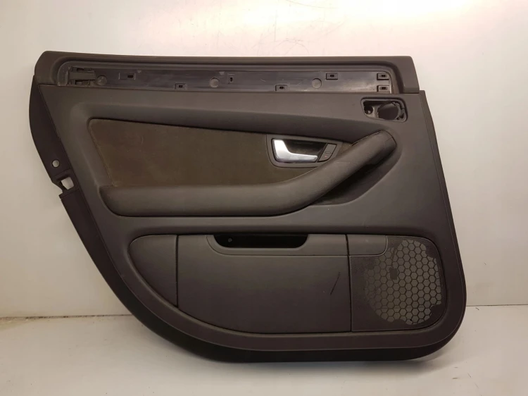 BOCZEK DRZWI LEWY TYŁ AUDI A8 D3 LIFT 4E0868065