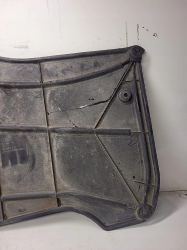 OSŁONA PODWOZIA LEWA AUDI A6 C7 4G0825219C
