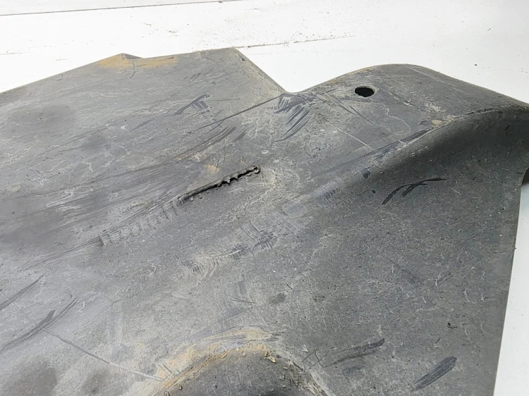 OSŁONA PŁYTA PODWOZIA LEWA DUŻA AUDI A1 8X VOLKSWAGEN SEAT 6R0825201 19/26