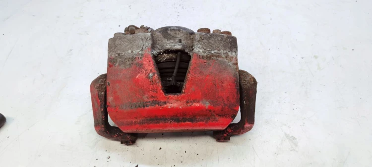 ZACISK HAMULCOWY PRAWY PRZÓD AUDI A4 A5 Q5 8R0105K