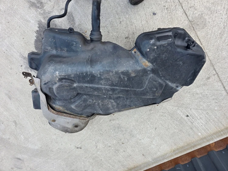 BAK ZBIORNIK PALIWA AUDI A6 C6 4F0201021GR ORYGINAŁ !!!