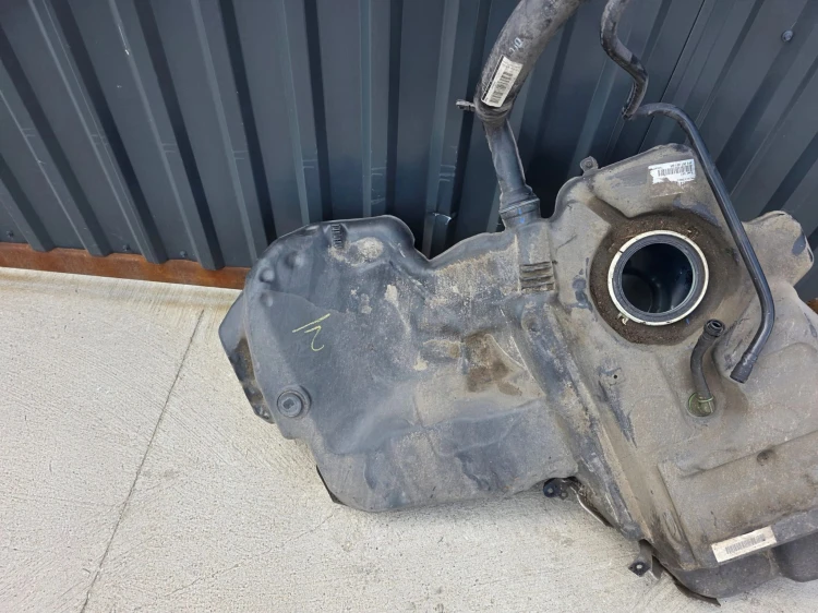 BAK ZBIORNIK PALIWA AUDI A6 C6 4F0201021GR ORYGINAŁ !!!
