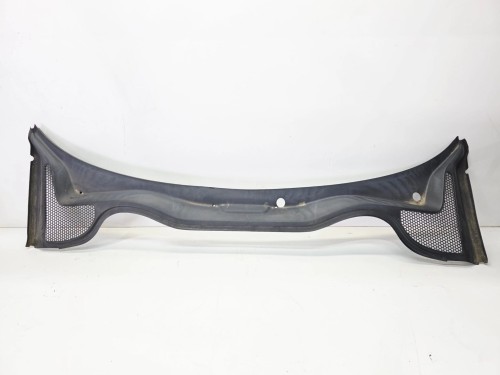 PODSZYBIE PLASTIKOWE AUDI A1 8X 8X1819415