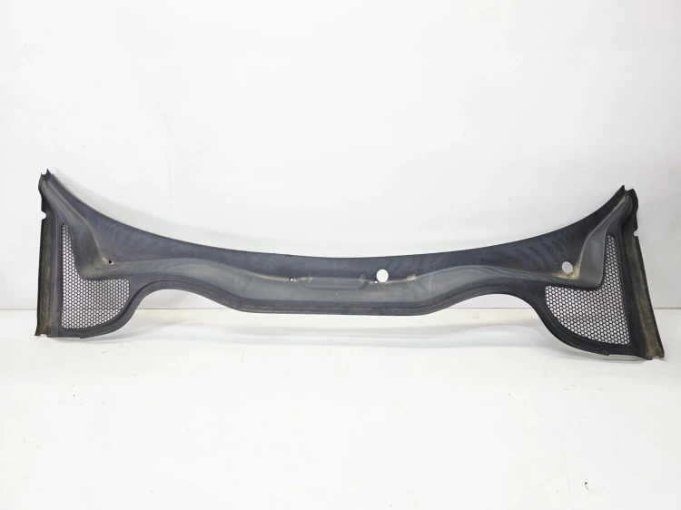 PODSZYBIE PLASTIKOWE AUDI A1 8X 8X1819415