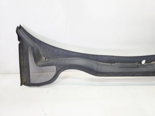 PODSZYBIE PLASTIKOWE AUDI A1 8X 8X1819415