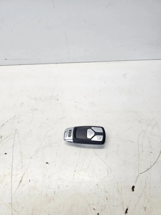 KLUCZYK PILOT AUDI A4 B9 A5 8W Q7 4M 4M0959754CS