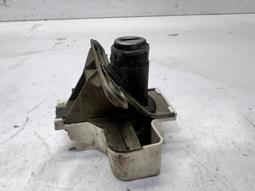WKŁADKA KLAPY TYŁ AUDI A3 8L 8D9827573A