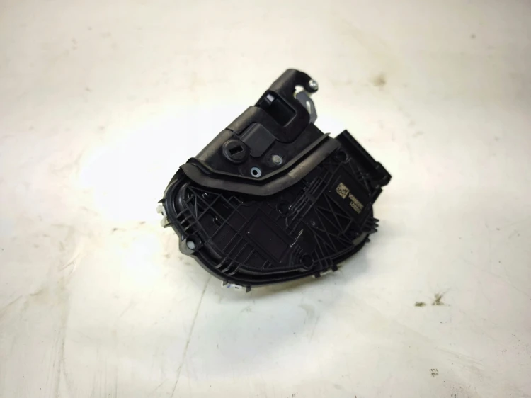 ZAMEK DRZWI PRAWY TYŁ AUDI A1 8X A4 B9 A5 8X0839016G 6 PIN