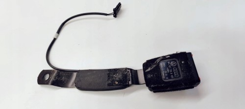 ZAPINKA PASA LEWA KIEROWCY AUDI A1 8X0857755B