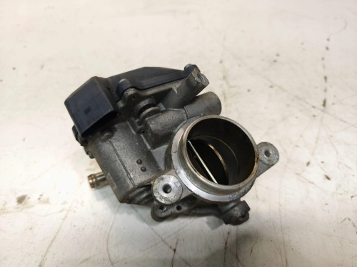 PRZEPUSTNICA KLAPA GASZĄCA AUDI A3 8V VW SEAT SKODA 2.0 TDI 04L128063P