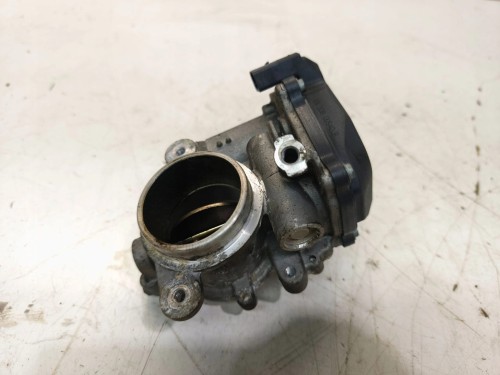 PRZEPUSTNICA KLAPA GASZĄCA AUDI A3 8V VW SEAT SKODA 2.0 TDI 04L128063P