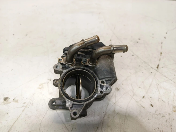 PRZEPUSTNICA KLAPA GASZĄCA AUDI A3 8V VW SEAT SKODA 2.0 TDI 04L128063P