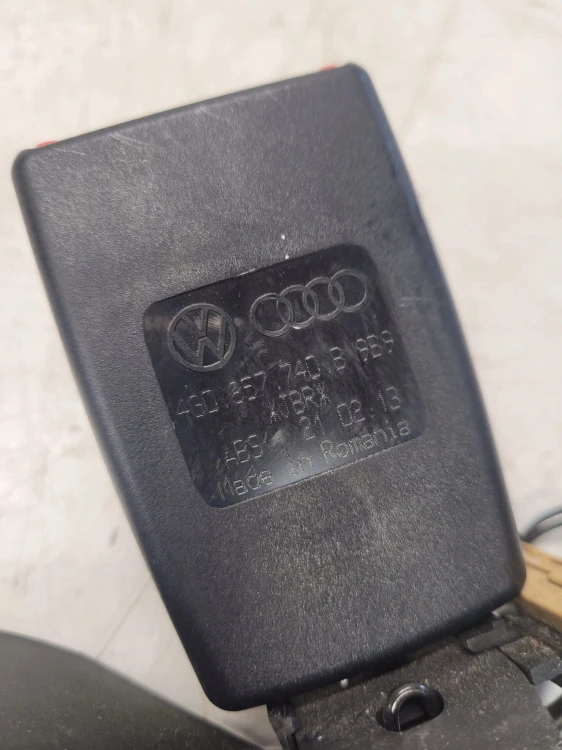 ZAPINKA PASA TYŁ AUDI A6 C7 4G0857740B