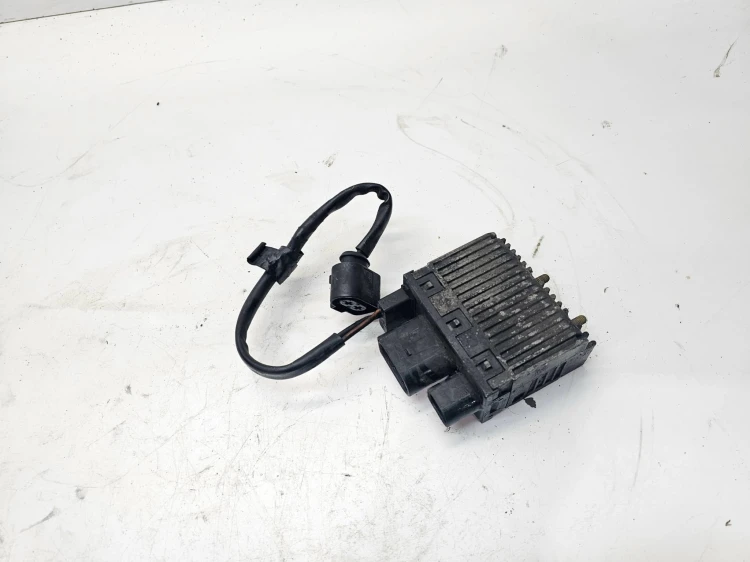 MODUŁ WENTYLATORA CHŁODNICY AUDI A4 B6 B7 8E0959501Q