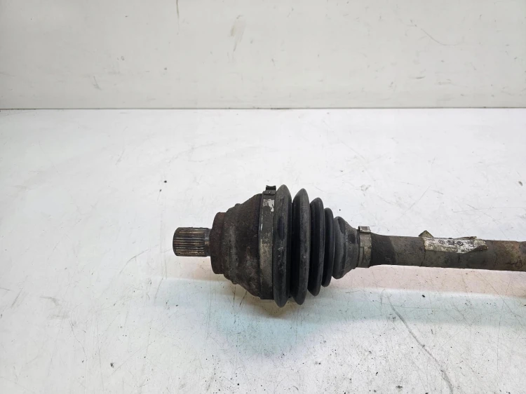 PÓŁOŚ LEWY PRZÓD AUDI Q3 8U 2.0 TDI 5N0407763G