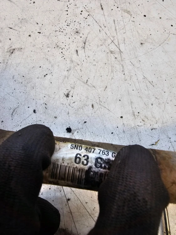 PÓŁOŚ LEWY PRZÓD AUDI Q3 8U 2.0 TDI 5N0407763G