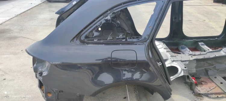 ĆWIARTKA PRÓG BŁOTNIK PRAWY AUDI A4 B8 KOMBI AVANT