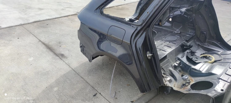 ĆWIARTKA PRÓG BŁOTNIK PRAWY AUDI A4 B8 KOMBI AVANT