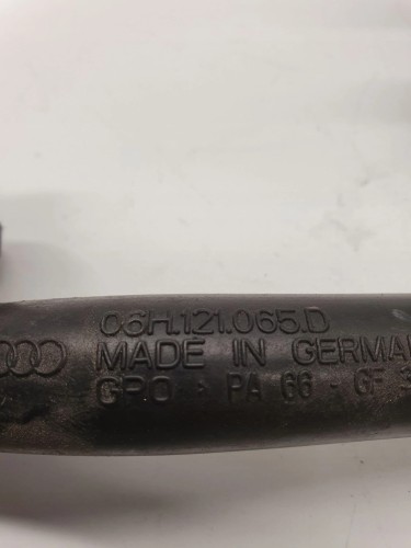 RURA PRZEWÓD WODY AUDI A4 B8 1.8 TFSI 06H121065D