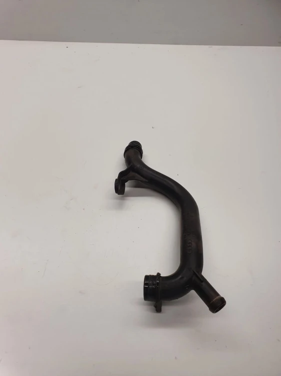 RURA PRZEWÓD WODY AUDI A4 B8 1.8 TFSI 06H121065D