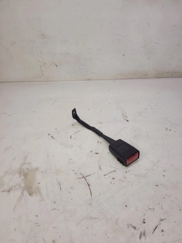 ZAPINKA PASA PRAWA A3 8P LIFT 8P0857756C