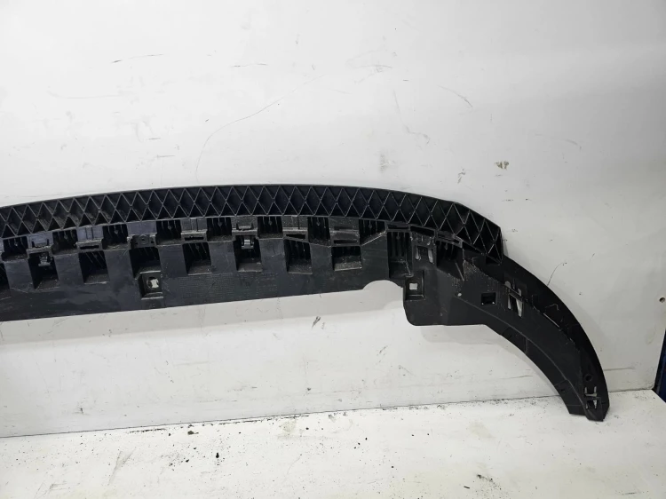 OSŁONA PŁYTA POD ZDERZAK AUDI A3 8V 8V3807233