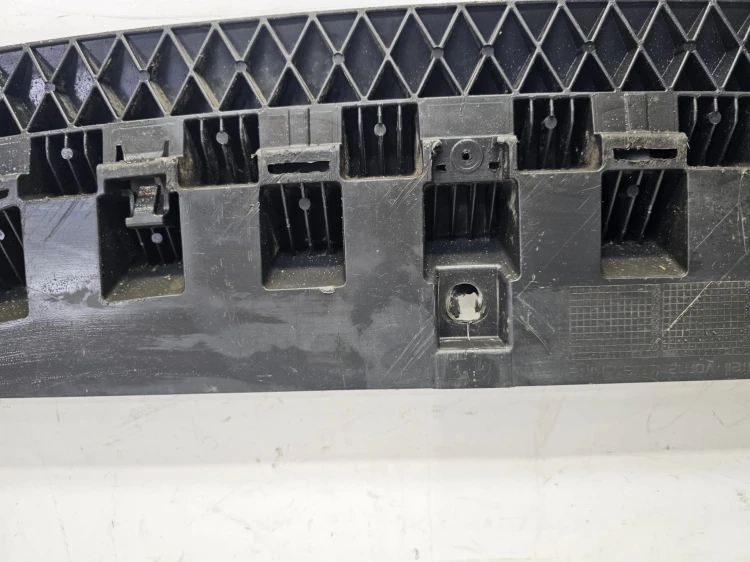 OSŁONA PŁYTA POD ZDERZAK AUDI A3 8V 8V3807233