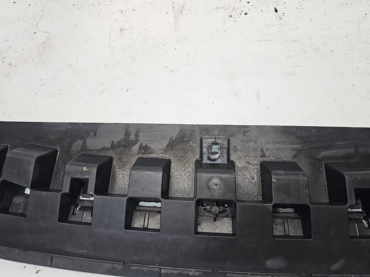 OSŁONA PŁYTA POD ZDERZAK AUDI A3 8V 8V3807233