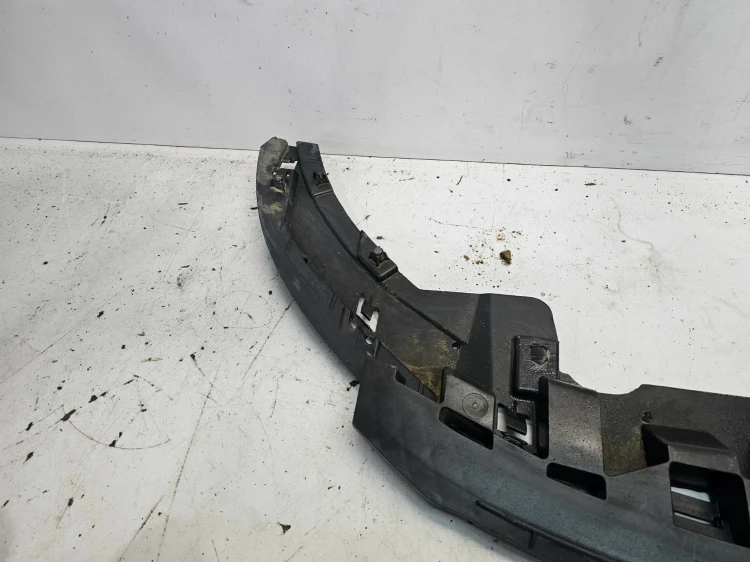 OSŁONA PŁYTA POD ZDERZAK AUDI A3 8V 8V3807233