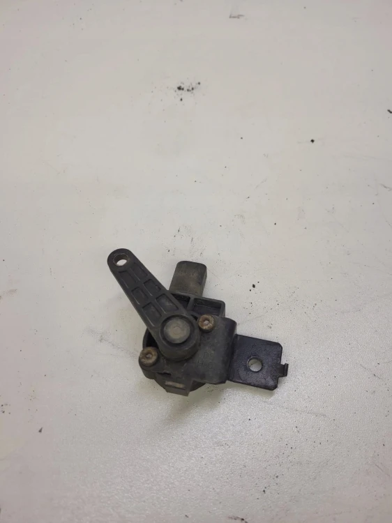 CZUJNIK POZIOMOWANIA ŚWIATEŁ AUDI A3 VW 1K0941274B