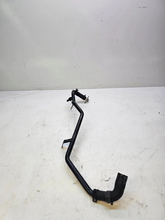 RURA KRÓCIEC PRZEWÓD WODY AUDI A3 A4 A5 03L122157C