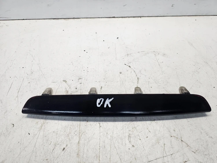 ŚWIATŁO STOP STOPU AUDI A3 8P LIFT 5-D 8P4945097C POMALOWANE