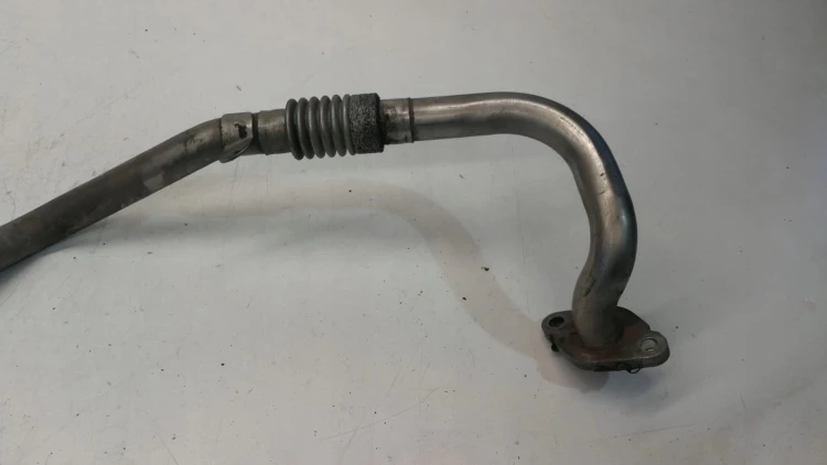RURA RURKA SPALIN EGR AUDI 2.0 TDI CAG 03L131521AD