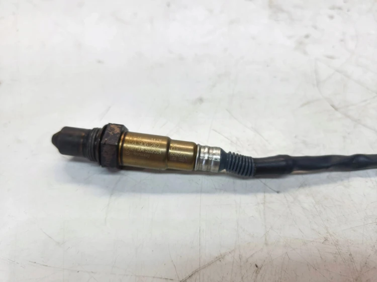 SONDA LAMBDA CZUJNIK SPALIN AUDI A4 B8 A5 8T Q5 8R A6 C7 A7 059906262Q