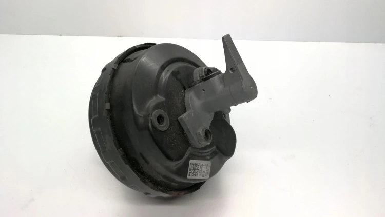 SERWO POMPA HAMULCOWA AUDI A4 B8 A5 Q5 8K0612103M