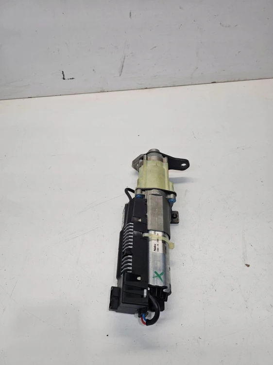 SIŁOWNIK ELEKTRYCZNY KLAPY LEWY TYŁ AUDI A4 B8 AVANT 8K9827851C