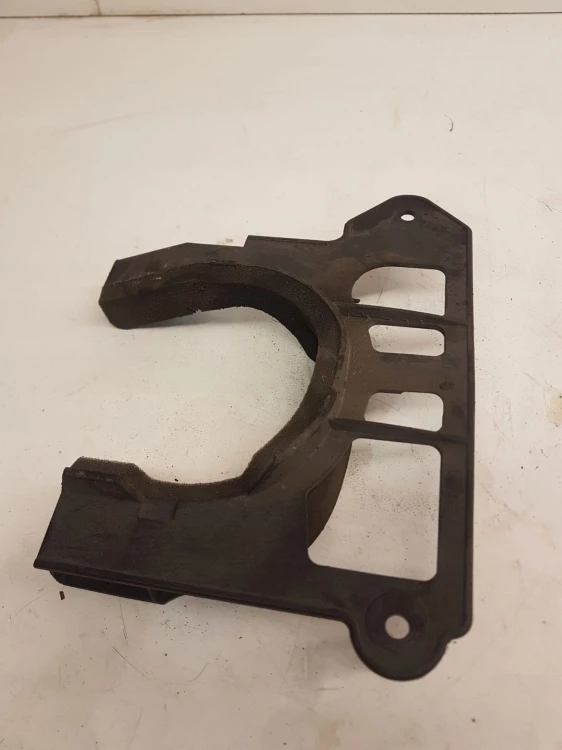 OSŁONA PÓŁOSI LEWA AUDI A6 C7 4G0863189