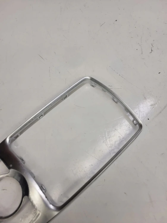 RAMKA ZMIANY BIEGÓW CHROM AUDI Q7 4L 4L0864260A