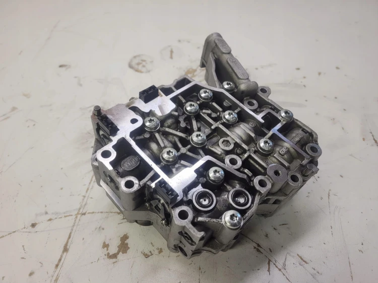 STEROWNIK POMPA OLEJU SKRZYNI JQL AUDI 01J325031
