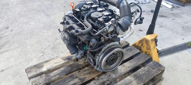 SILNIK KOMPLETNY AUDI VW SKODA SEAT 1.8 TFSI BZB 2