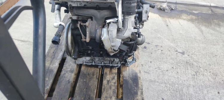SILNIK KOMPLETNY AUDI VW SKODA SEAT 1.8 TFSI BZB 2