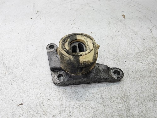 PODUSZKA ŁAPA SILNIKA PRZEDNIA AUDI A4 B7 3.0 TDI 8E0199343P