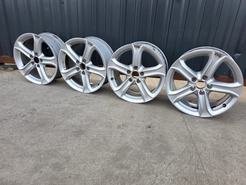 FELGA FELGI KOMPLET VW AUDI A3 A4 A6 ITP 7.5J R17 ET45 8K0601025CE 23/26