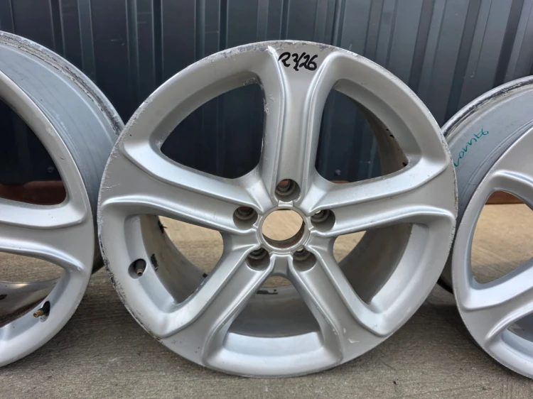 FELGA FELGI KOMPLET VW AUDI A3 A4 A6 ITP 7.5J R17 ET45 8K0601025CE 23/26