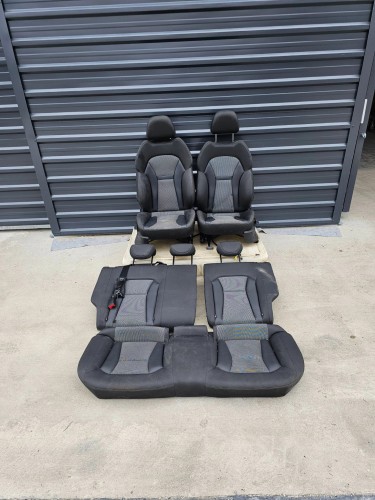 FOTEL FOTELE KOMPLET AUDI A1 8X 5-DRZWI SKÓRA+MATERIAŁ