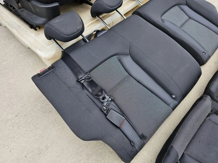 FOTEL FOTELE KOMPLET AUDI A1 8X 5-DRZWI SKÓRA+MATERIAŁ