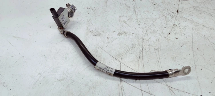 KLEMA MINUSOWA AUDI A4 B8 A5 8T Q5 8R 8K0915181E
